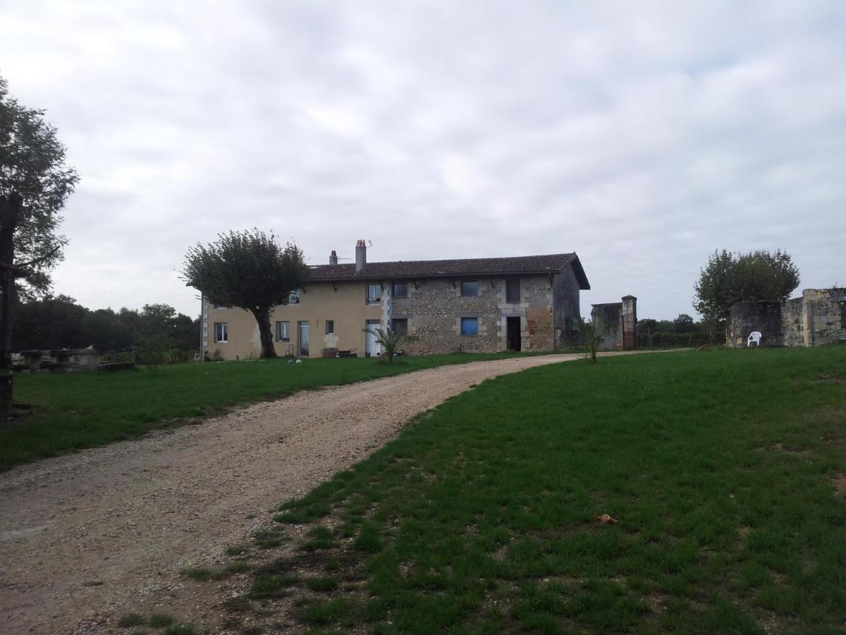 Chateau Canteloup Bed and Breakfast Saint-Caprais-de-Bordeaux Exterior foto