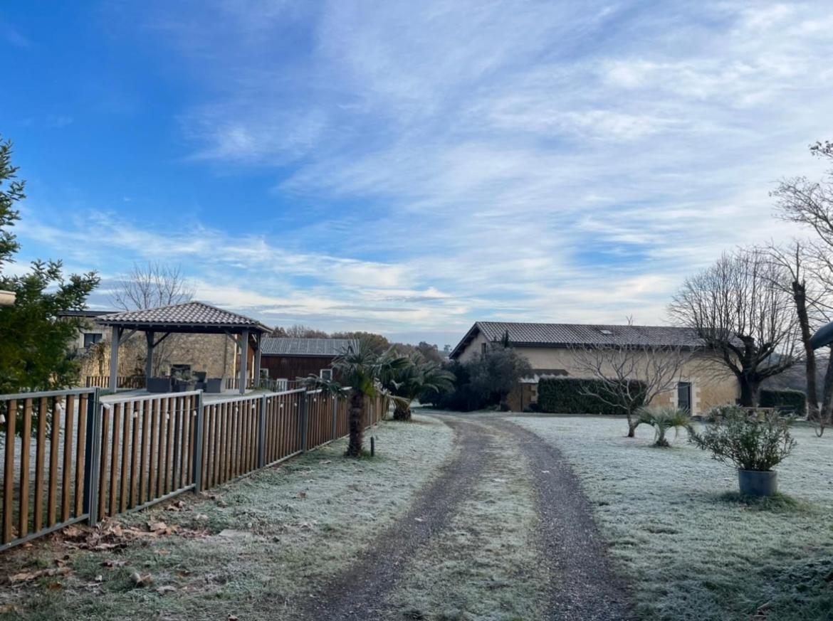 Chateau Canteloup Bed and Breakfast Saint-Caprais-de-Bordeaux Exterior foto